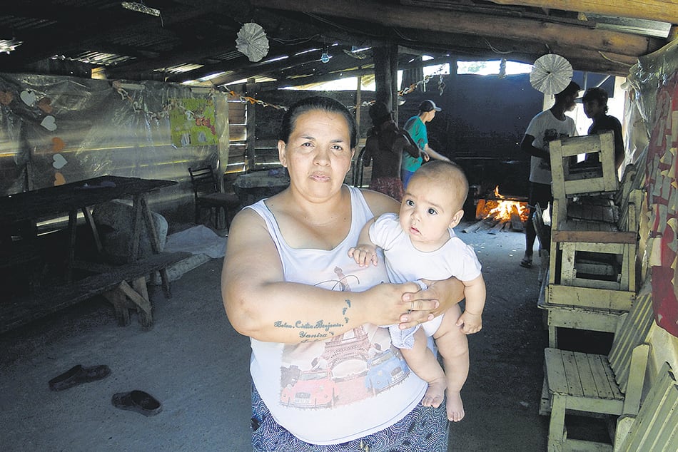 Yanina Tenis, en el comedor Nuestra Señora de los Milagros.