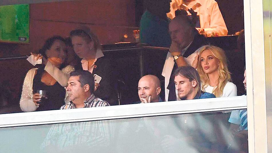 El técnico de la Selección, Jorge Sampaoli, siguió el partido desde un palco.