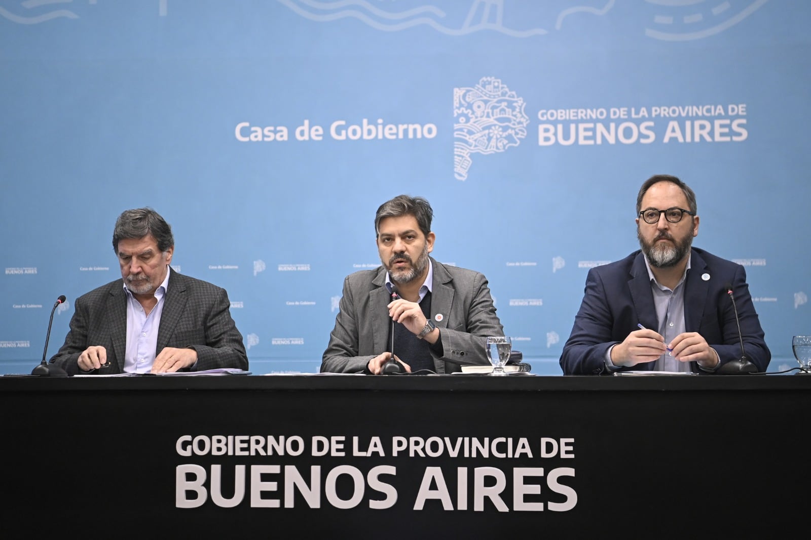 Carlos Bianco junto a Aalberto Sileoni y Gastón Ghioni.
