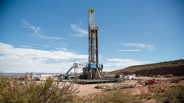 YPF está trabajando en Vaca Muerta actualmente con once equipos de perforación y tiene tres sets de fracturas.