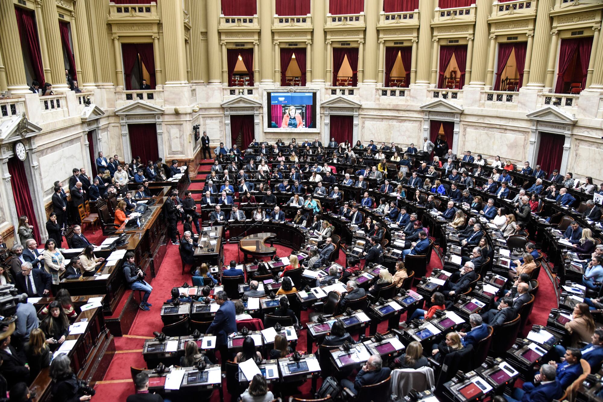 Sin decreto presidencial que convoque a sesionar, el Congreso permanecerá vacío.