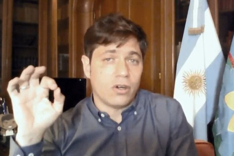 El gobernador Axel Kicillof, durante el anuncio de este sábado.