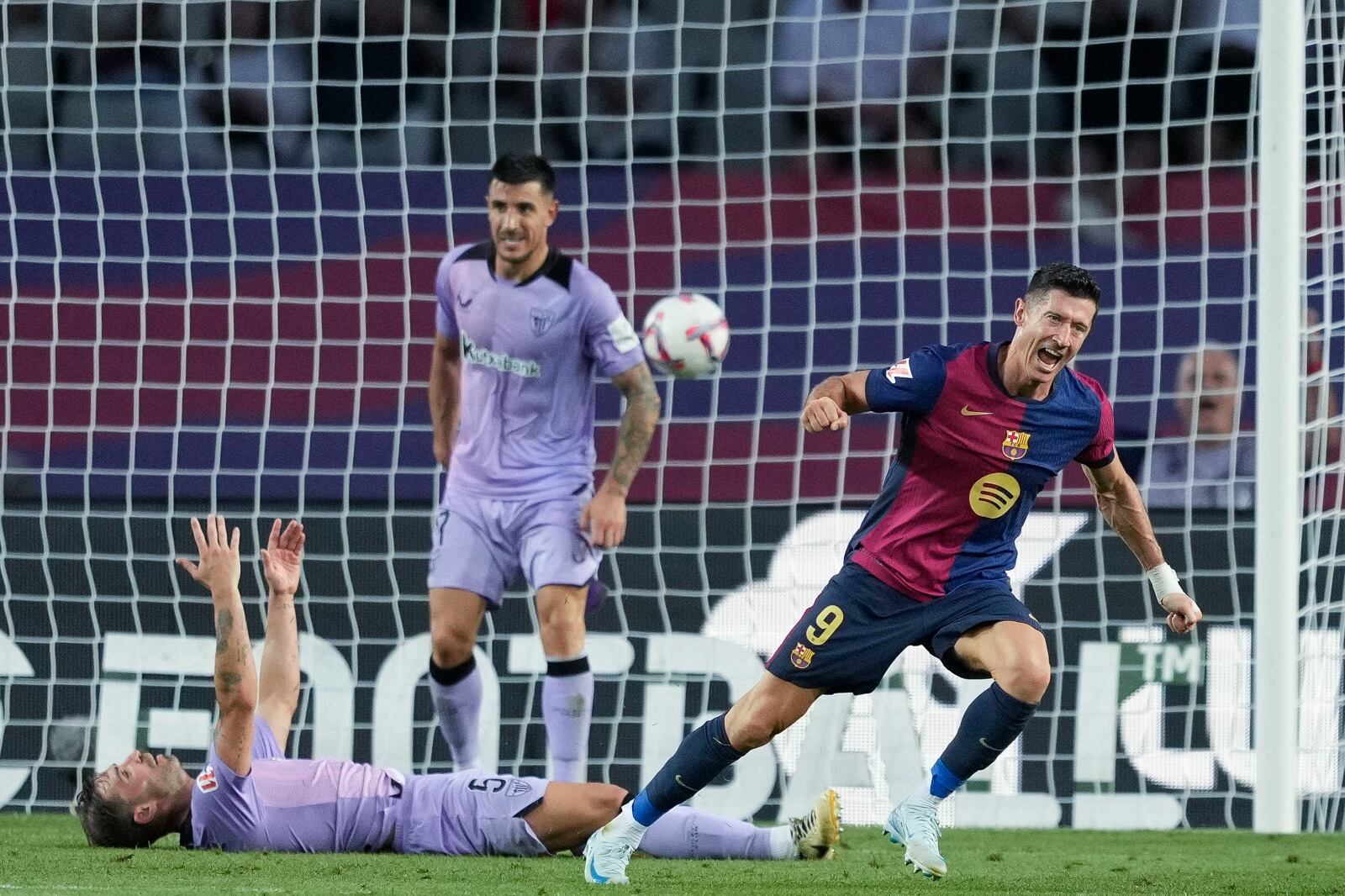 Lewandowski y otro gol clave para Barcelona