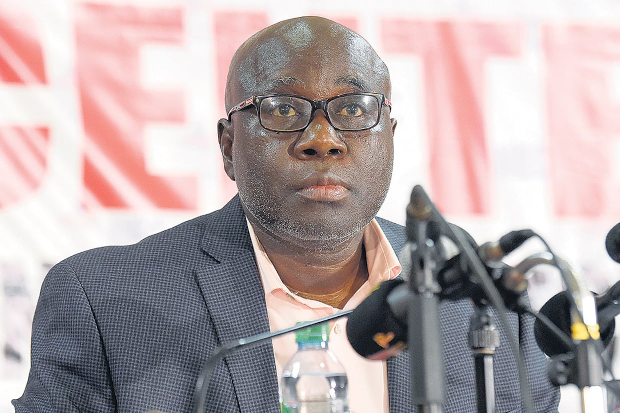 George Weah, ex futbolista, ganador de la elección en Liberia.
