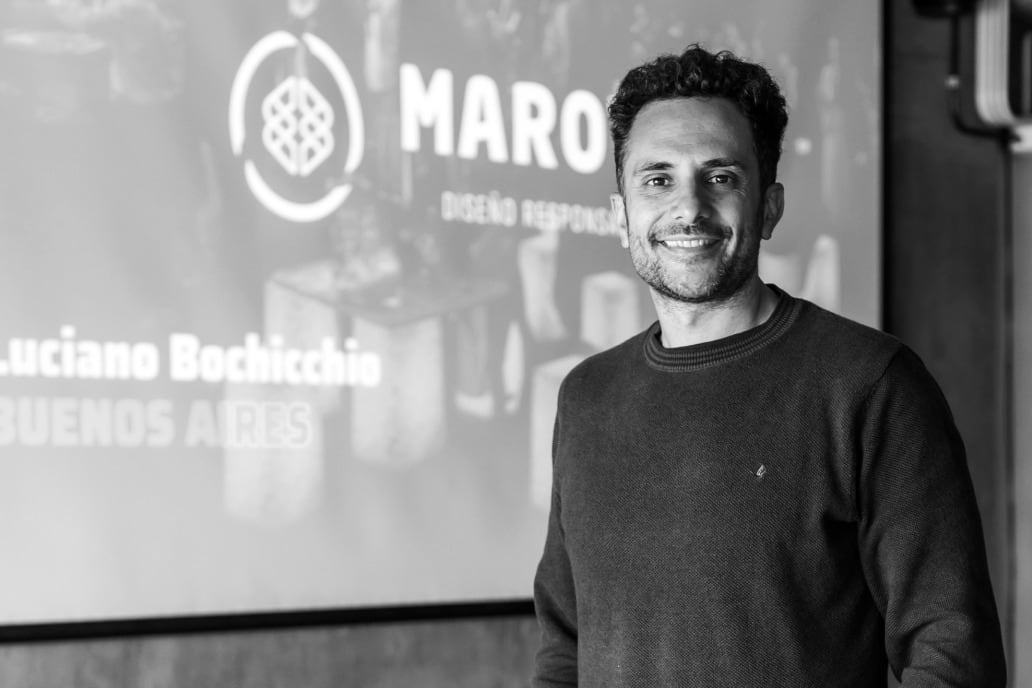 Desde Saladillo, el proyecto “Marote” genera mobiliario sustentable con plástico reciclado.