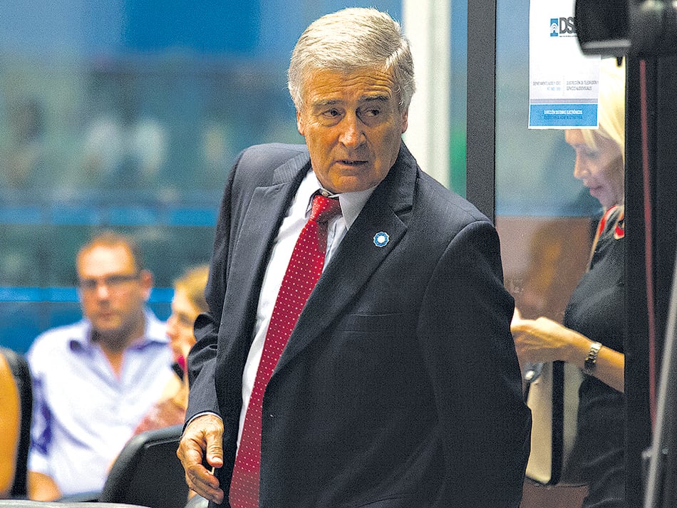 Aguad confirmó que el Gobierno seguirá demorando el envío del proyecto de ley de comunicaciones convergentes.