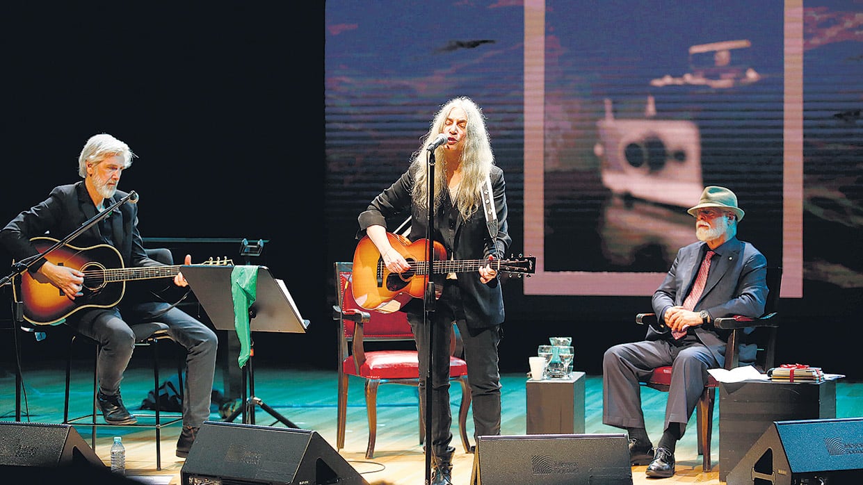 “Mi mayor preocupación es la poesía, la revolución, crear espacios para nuevas bandas, para la juventud.”