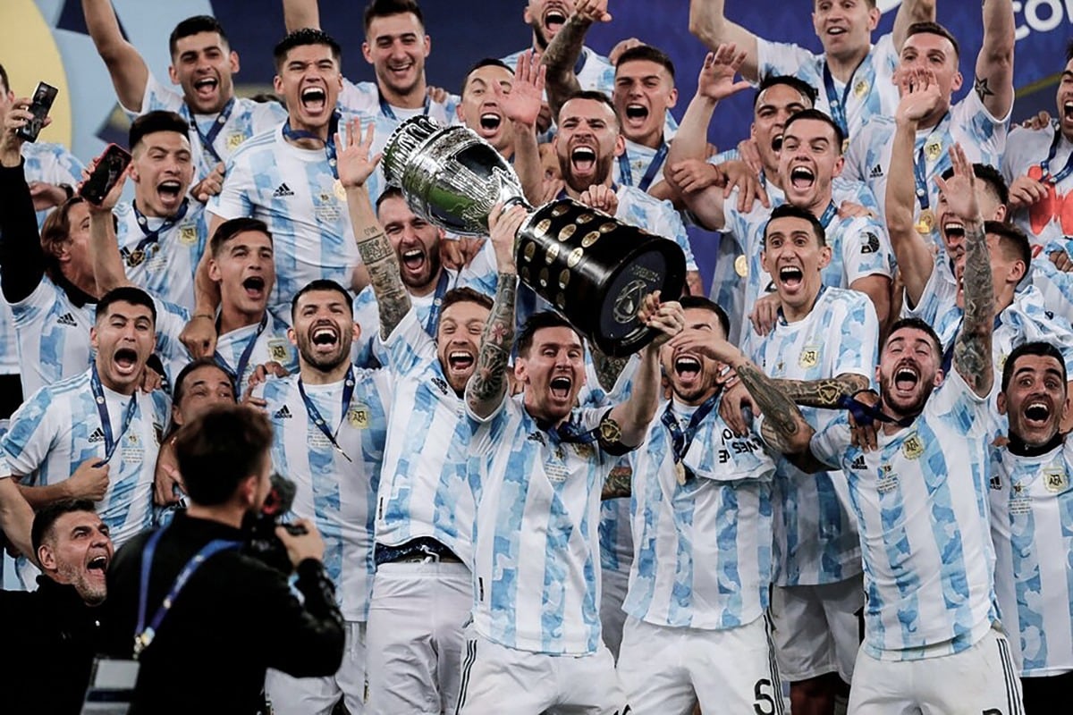 La Selección levanta la Copa América en Brasil, en 2021.