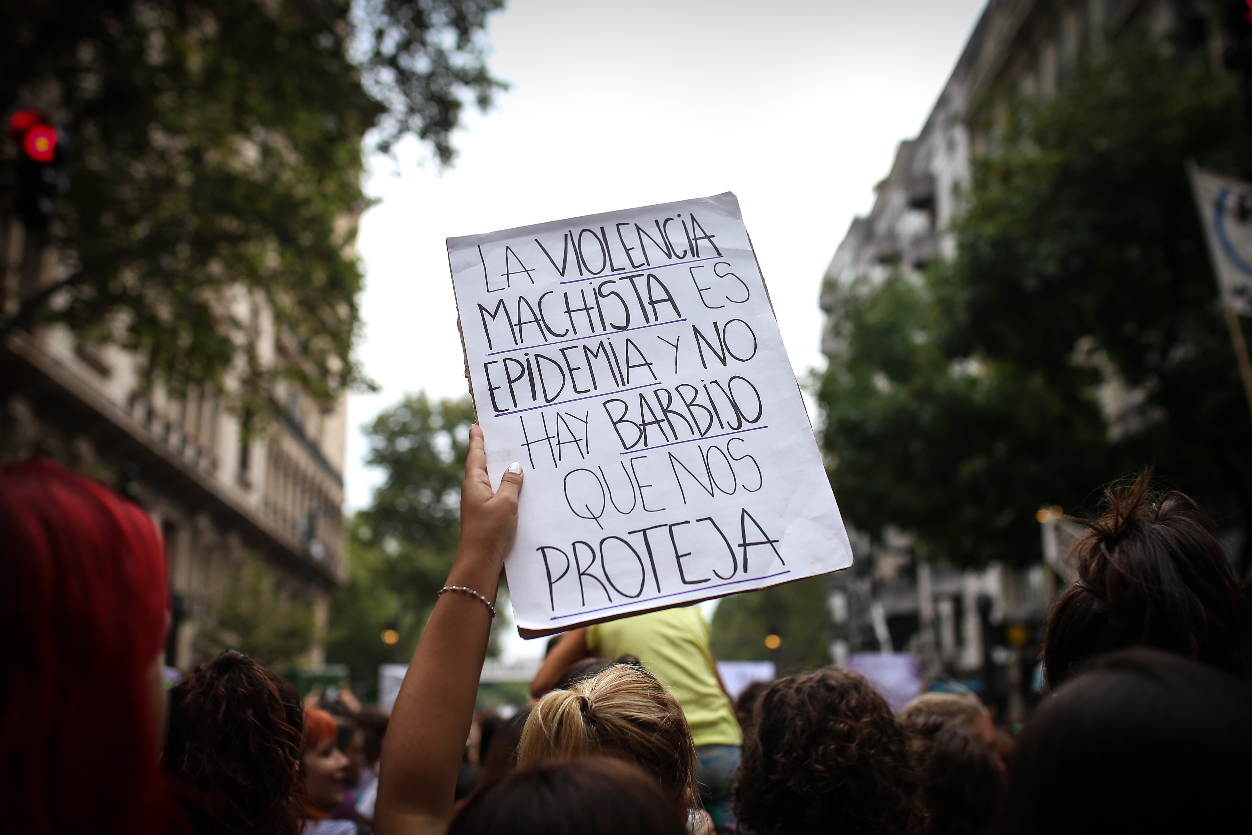 Uno de los carteles del 9M que se anticipaba a lo que ahora explota como urgencia.