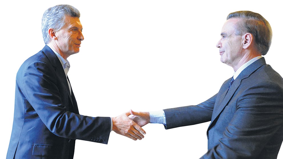 Pichetto dio una conferencia de prensa en el Senado.