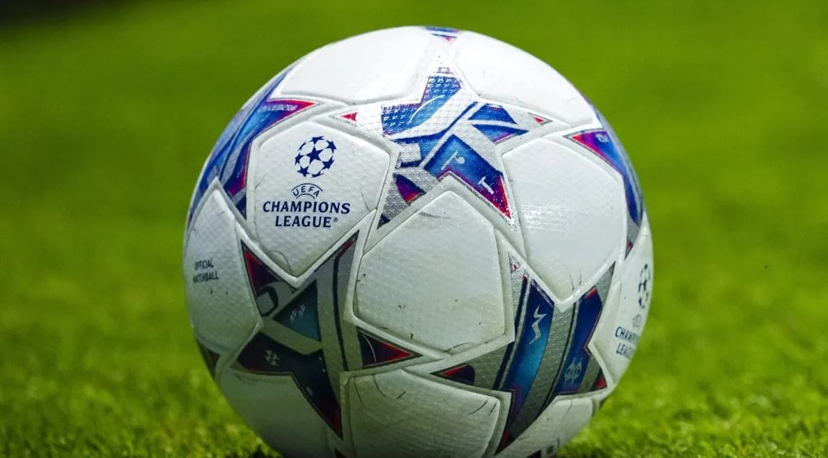 Pelota de la UEFA Champions League.
