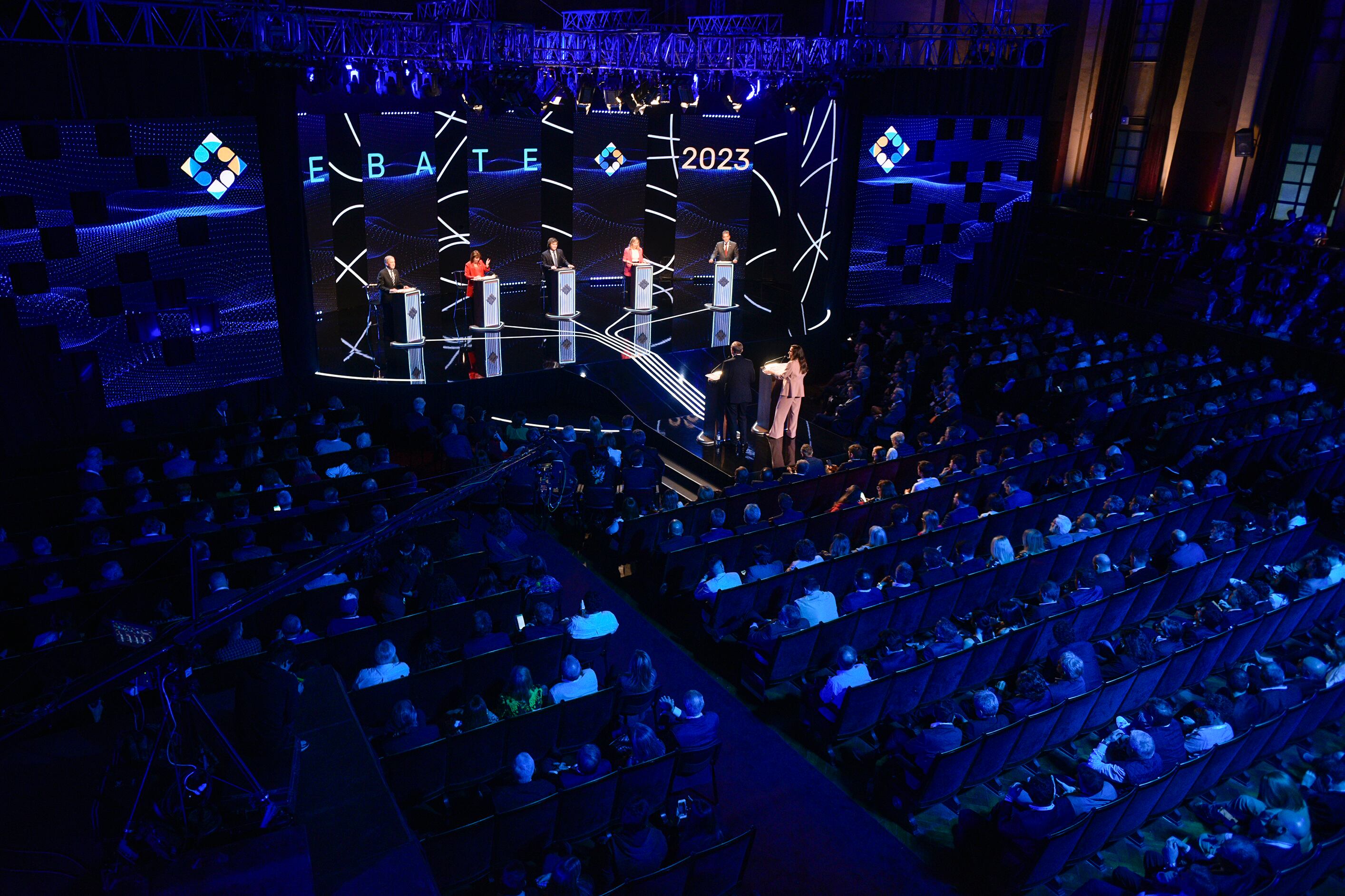 Fue un debate mucho más tenso, plagado de cruces y golpes bajo, pero igualmente los candidatos tuvieron espacio para plantear sus programas de gobierno.