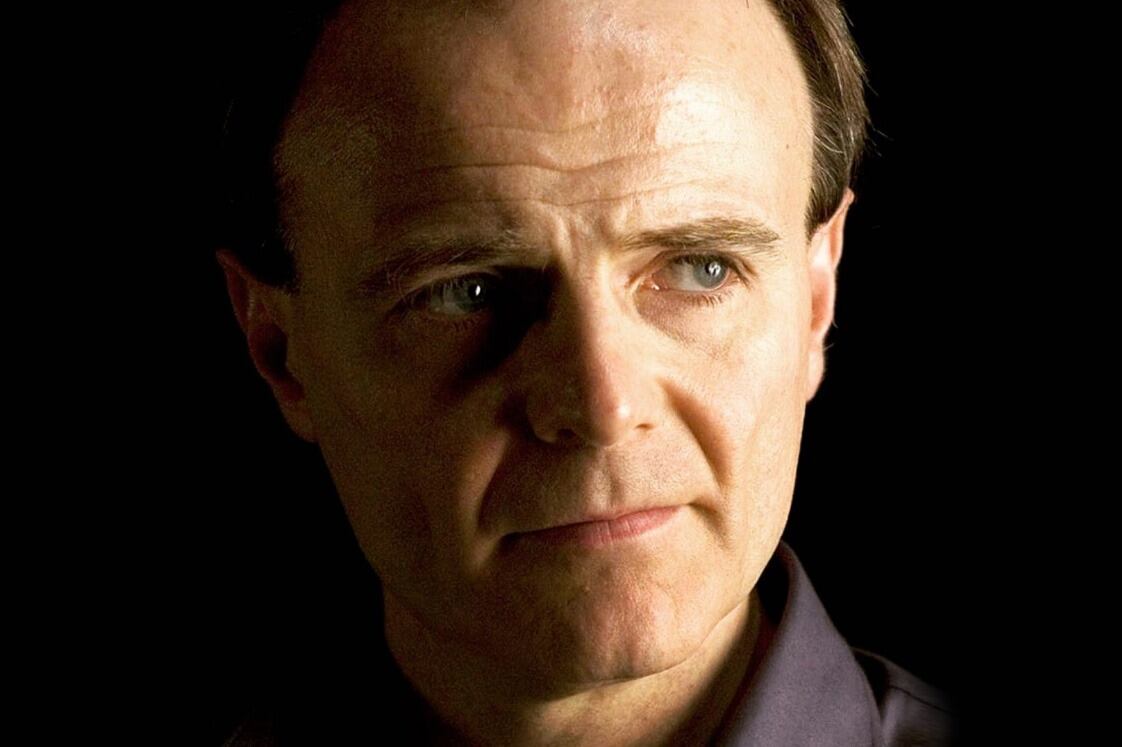 En "Ella", Machín protagoniza junto a Patricio Contreras. 