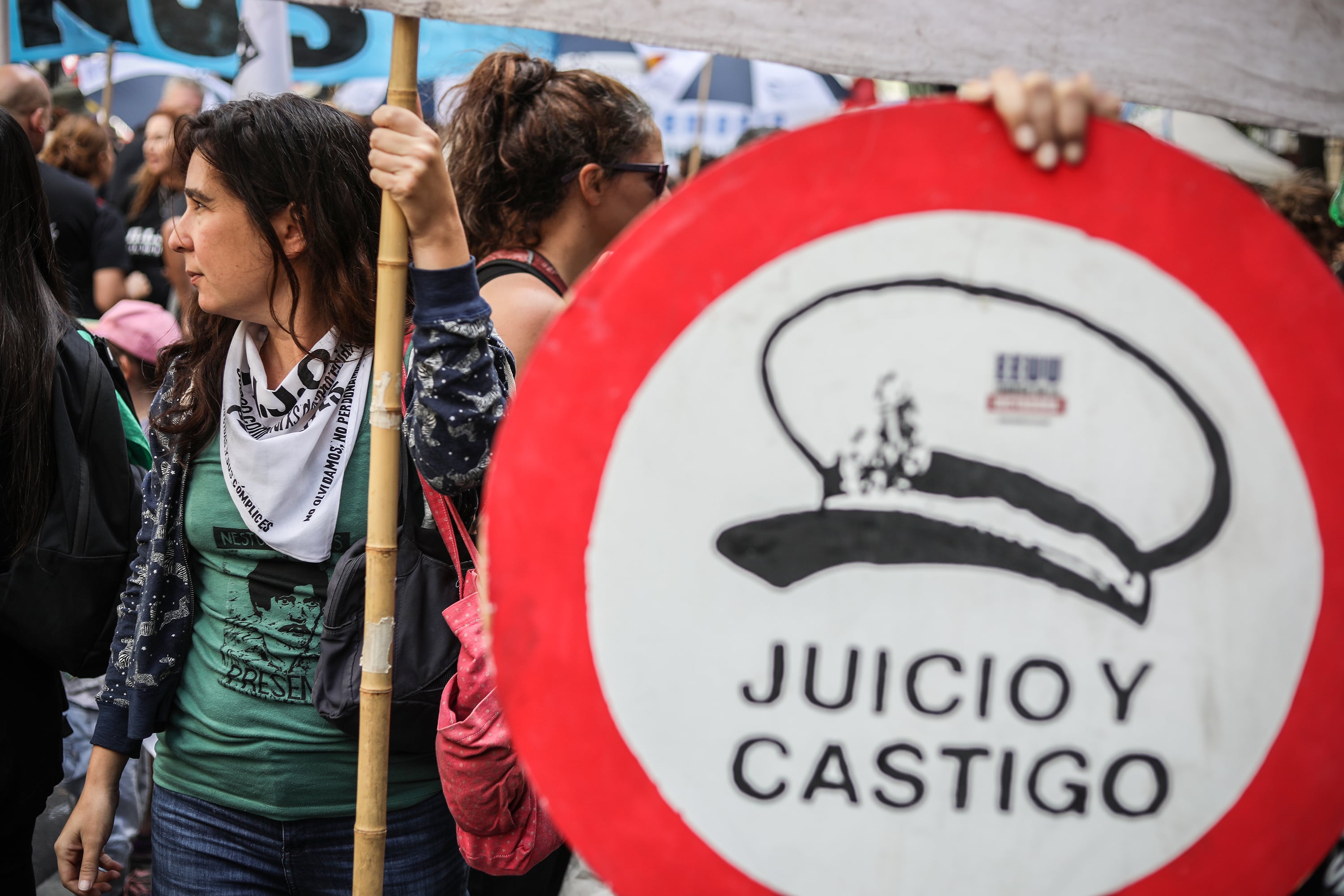 El debate que desató la espía infiltrada en las Madres de Plaza de Mayo.