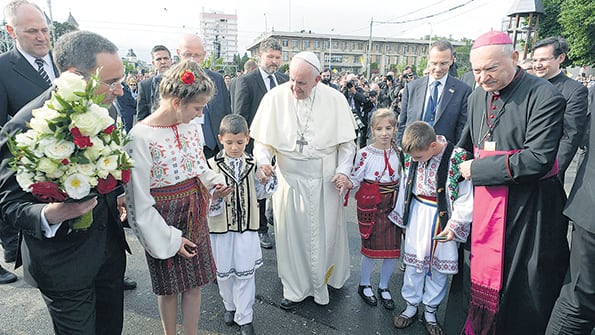 Francisco insistió en la importancia de la multiculturalidad.