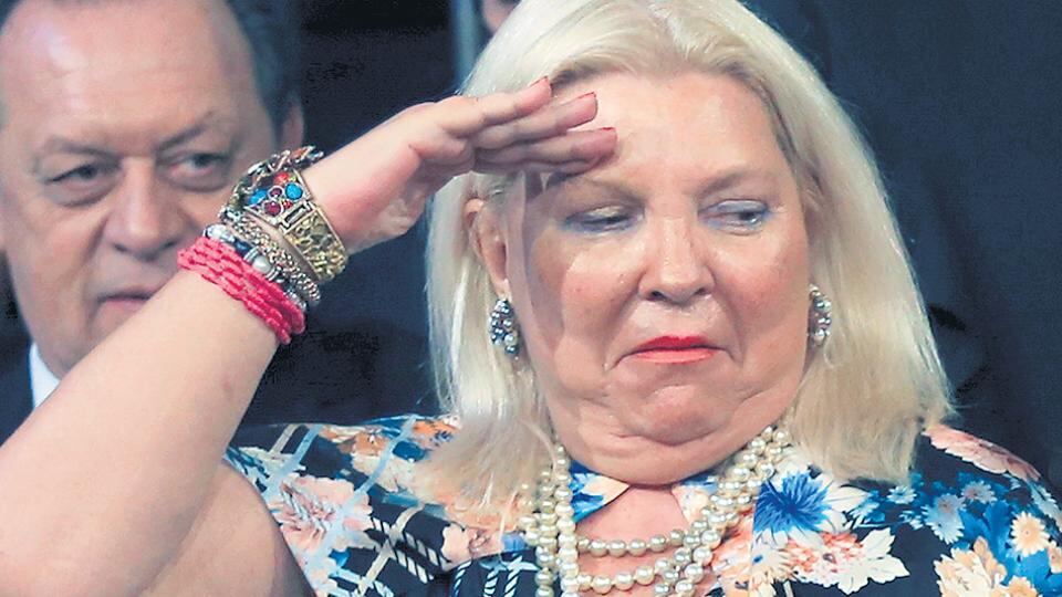 Elisa Carrió con Constitución propia.