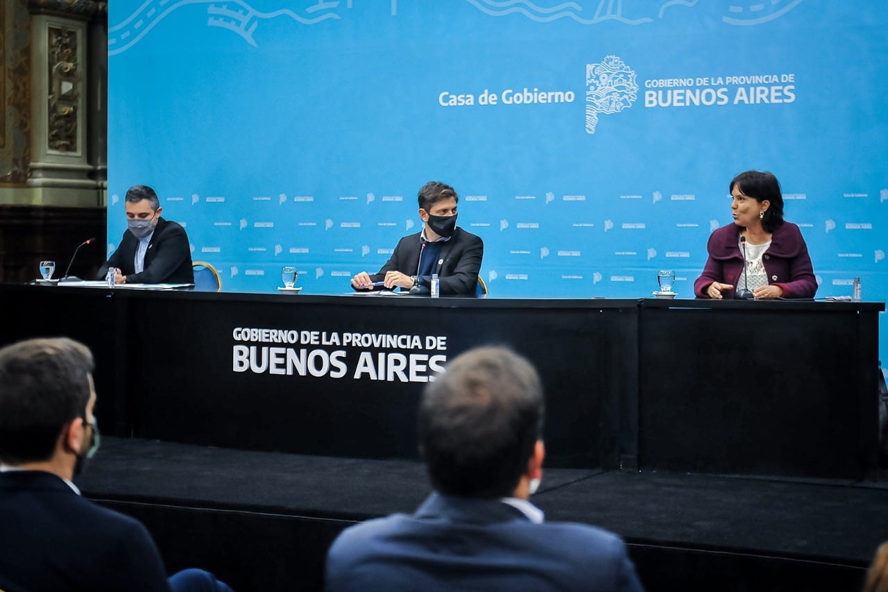 Axel Kicillof hizo el anuncio, junto a la titular de AFIP y el director de ARBA
