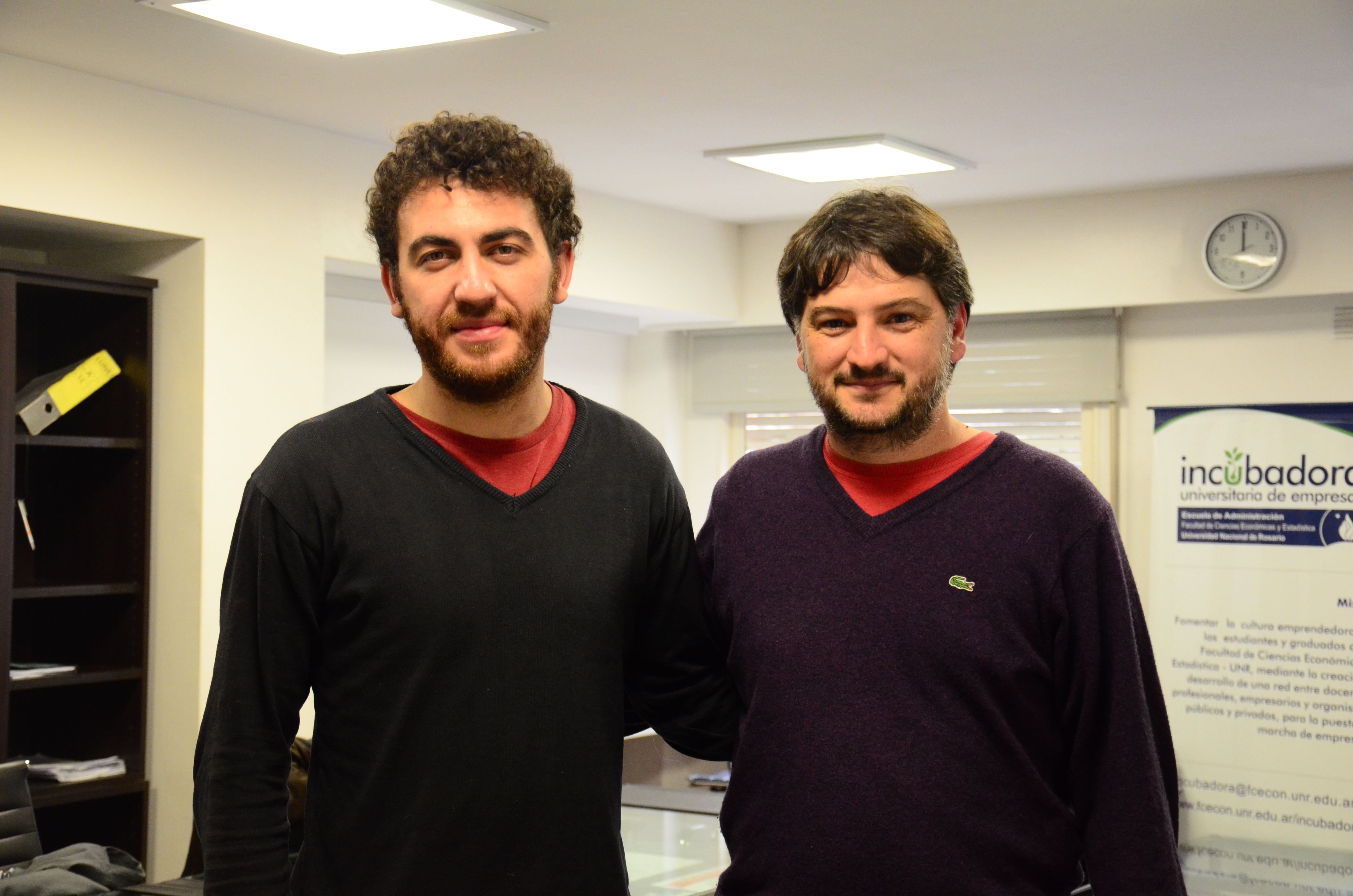 Aín Mora y Guillermo Peinado, docentes de la Cátedra "Economía Ambiente y Sociedad".
