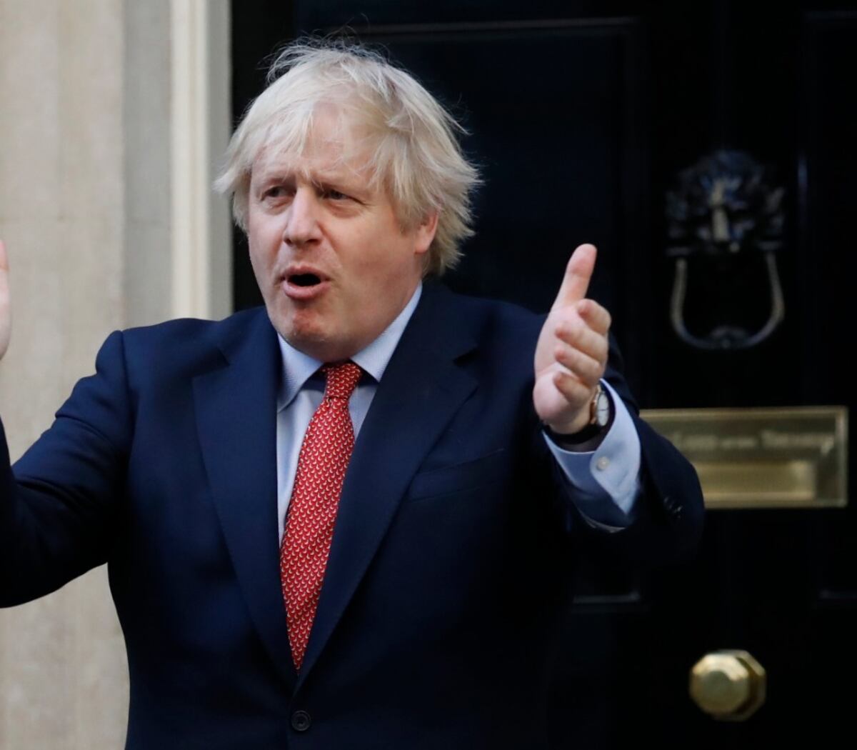 El premier británico, de nuevo en el centro de la escena, esta vez por una situación del orden personal.