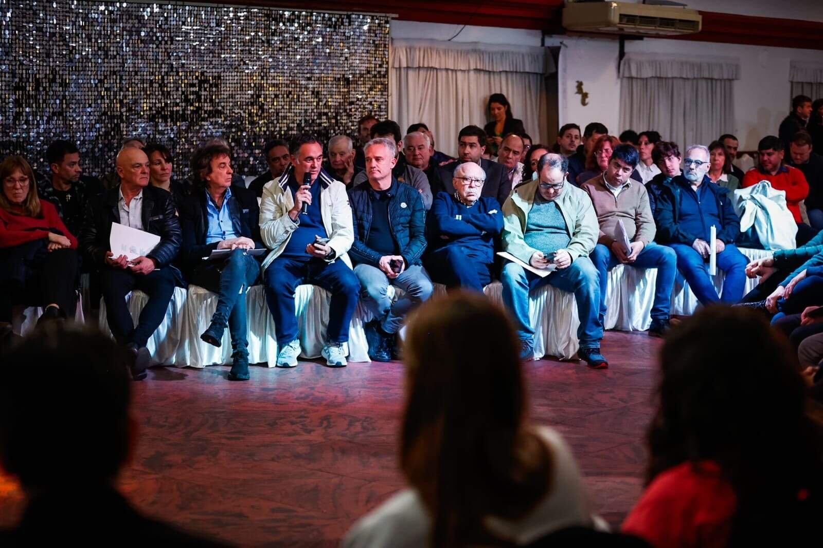 La convocatoria fue con motivo del Día de la Empresaria y el Empresario Nacional.