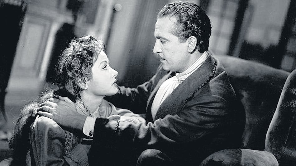 Con Laura Hidalgo en Más allá del olvido (1956).