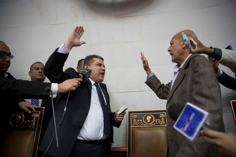 El diputado Luis Parra durante su juramentación como presidente de la AN.