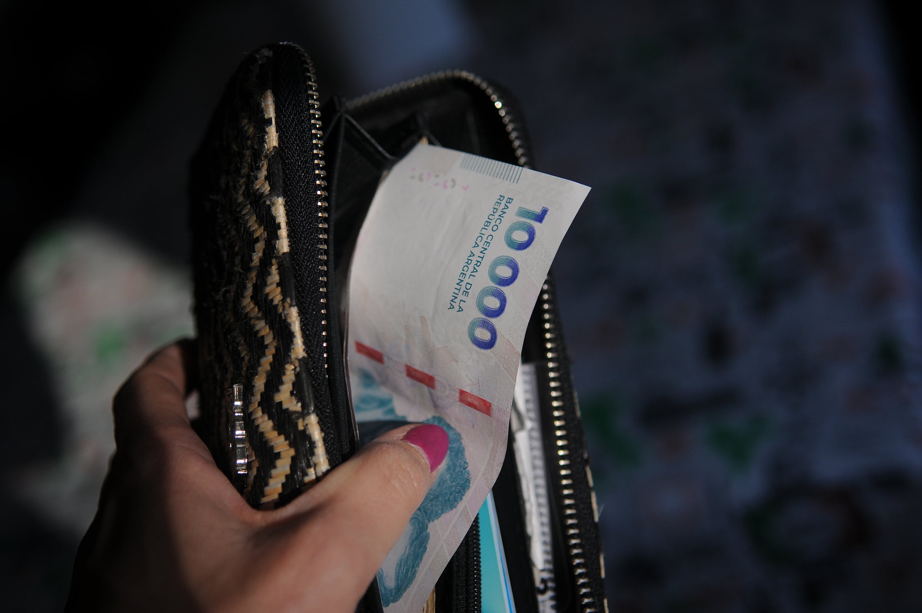 Billetera dinero pesos-22/04/2025