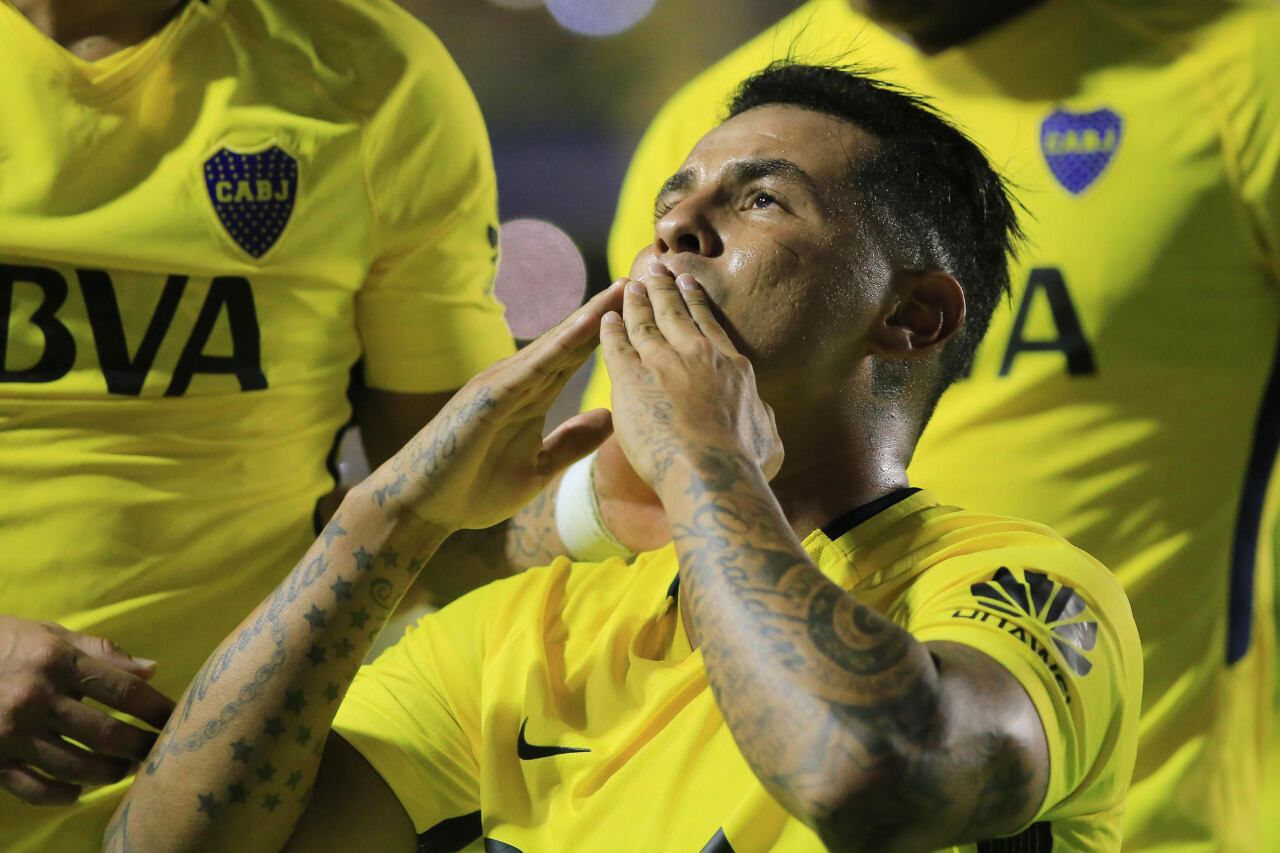 El colombiano Cardona perdió lugar en los últimos partidos de Boca.
