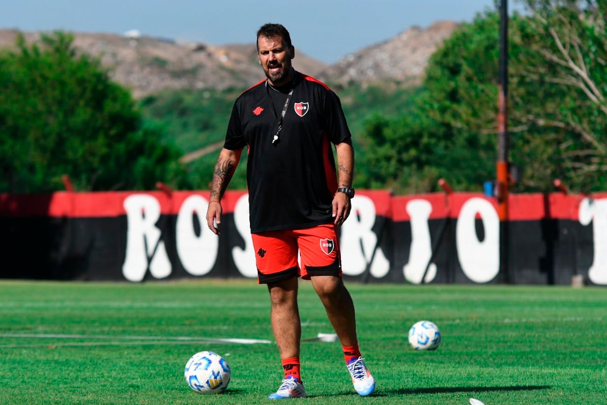 El "Ogro" Fabbiani se prepara para su estreno en Newell's Old Boys