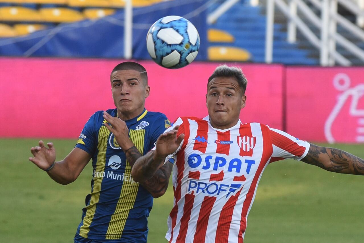 Partido peleado y parejo en Rosario.