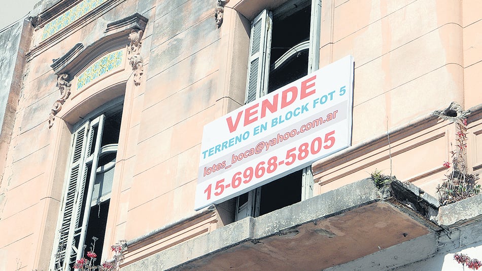 La escalada inflacionaria hizo inalcanzables los créditos hipotecarios UVA, que actualizan su cuota en función de la suba de precios.