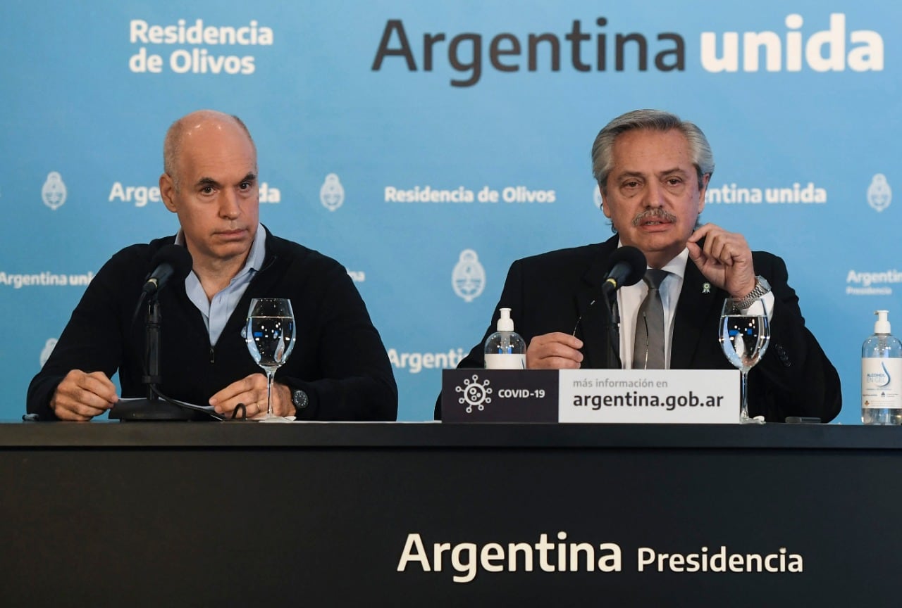 Horacio Rodríguez Larreta y Alberto Fernández, cada vez más lejos. 