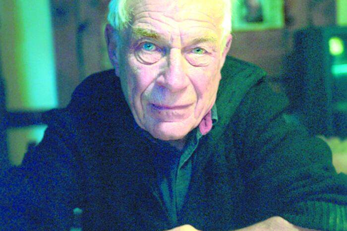 “Primero intuitivamente y después con más equipo intelectual, he sido anticapitalista; odio el capitalismo”, decía Berger.