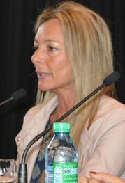 Balangione está propuesta como cabeza de un ministerio público.