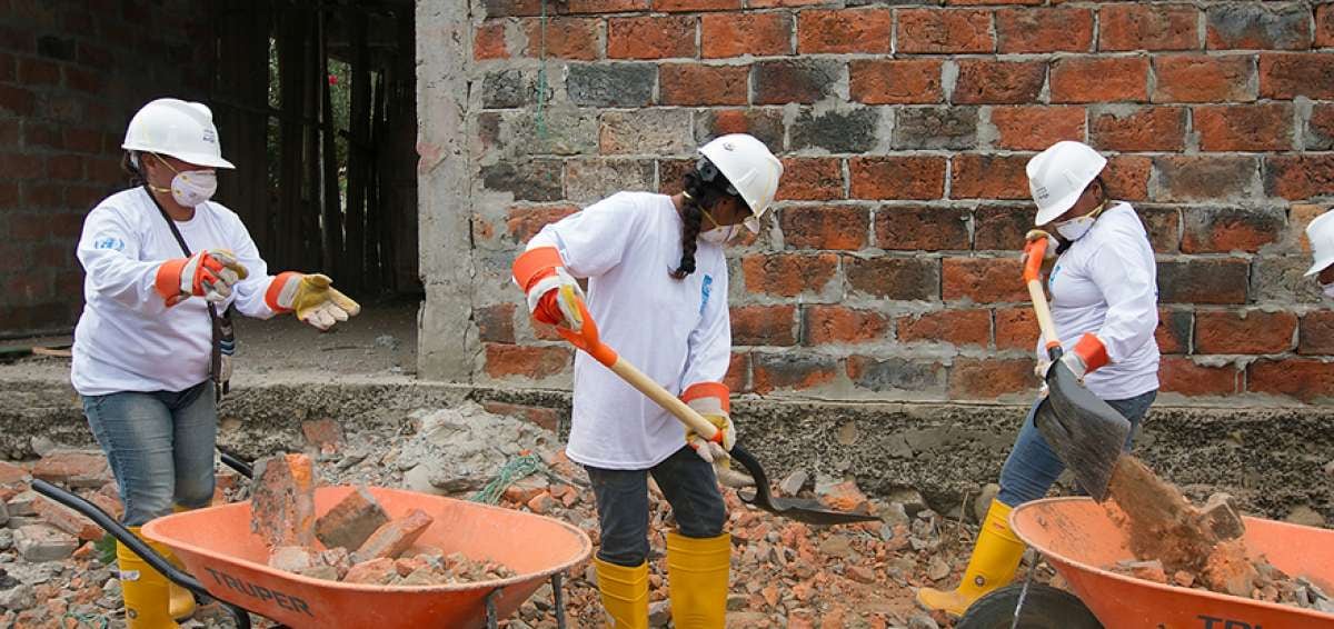 Constructoras abriendo nuevos espacios laborales para crear vidas libres de violencias.