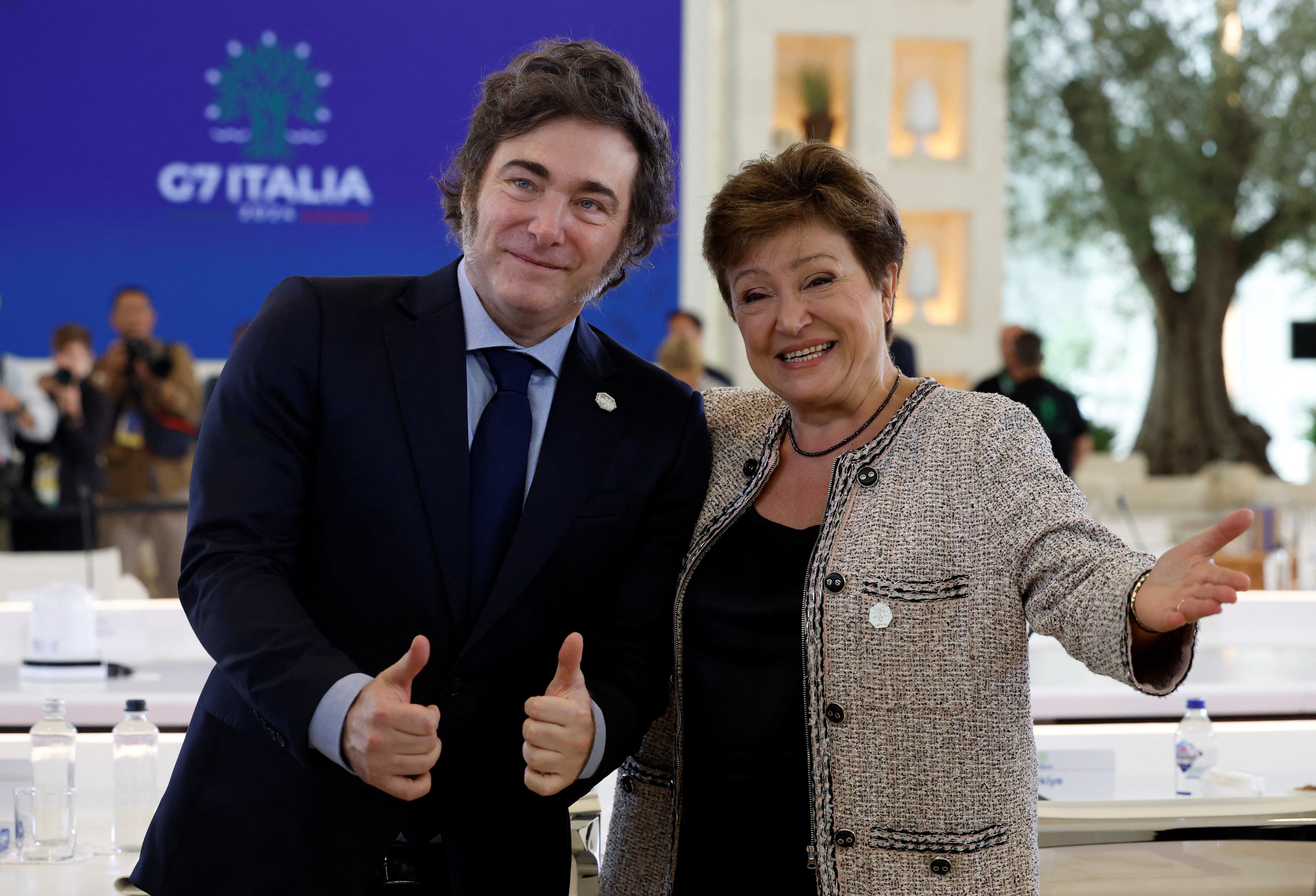 El documento califica al acuerdo buscado por Milei con Georgieva de "nocivo e innecesario"