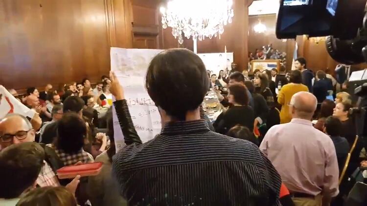 El Salón Montevideo de la Legislatura estuvo colmado durante la presentación de la ministra.