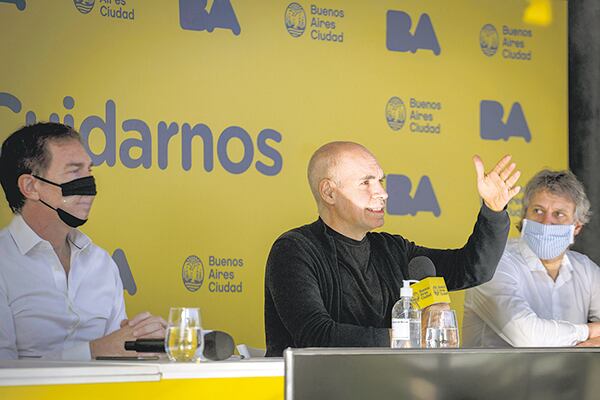 Rodríguez Larreta encabezó el anuncio de la nueva fase del aislamiento social en la Ciudad de Buenos Aires.