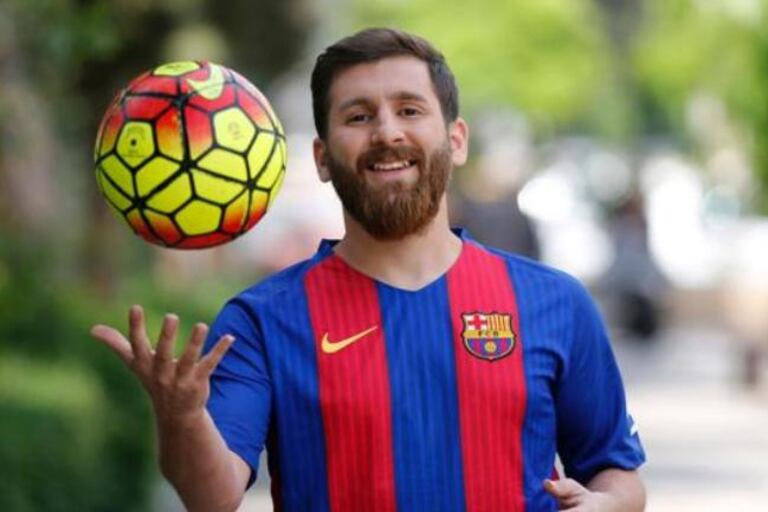 Reza Paratesh, el doble iraní de Messi.