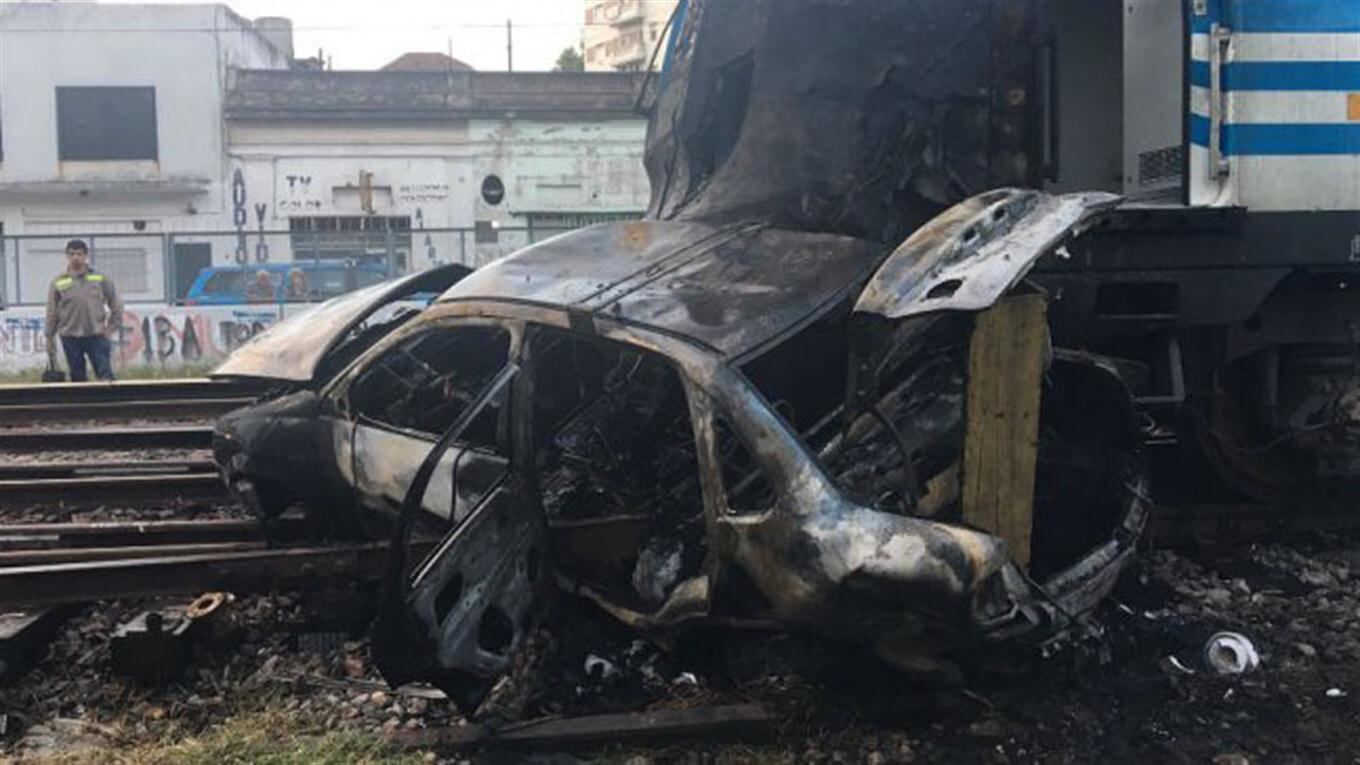Tras el choque, el Sarmiento pasó a circular sólo entre Liniers y Moreno.