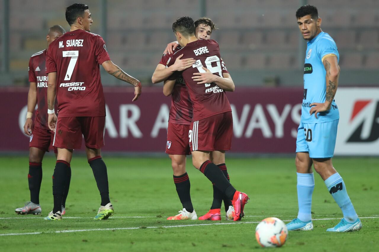 River le hizo 14 goles en dos partidos a Binacional. 