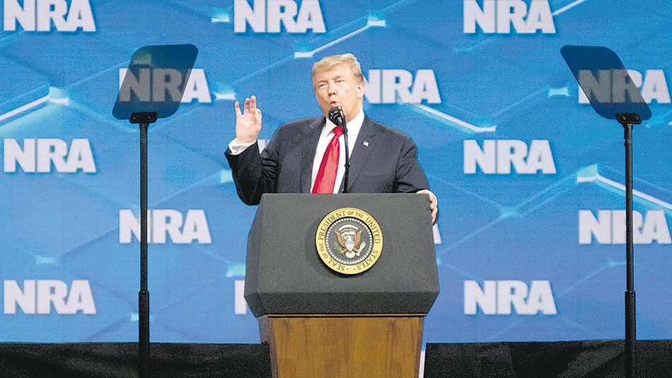 Trump se sintió como en casa en la convención del NRA en Indianápolis.