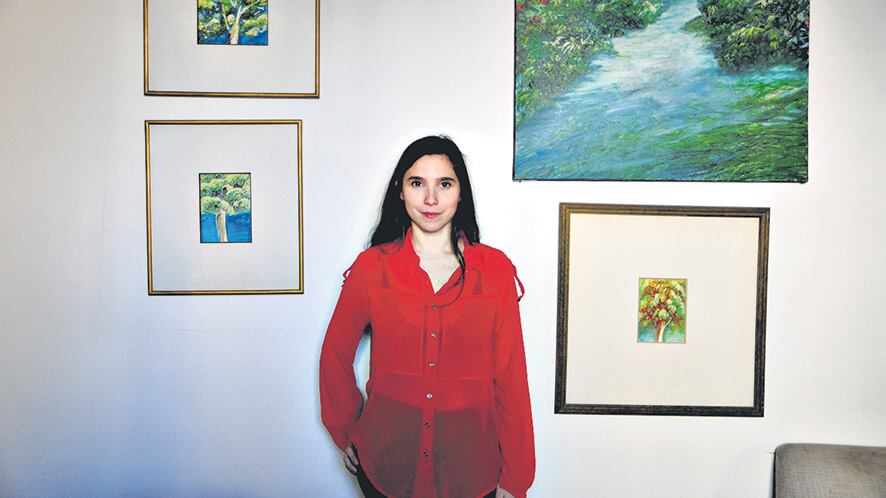 Paredes forma parte de un colectivo teatral independiente y ahora estrena en el circuito oficial.