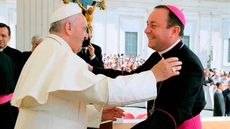 El Papa Francisco con el obispo Zanchetta