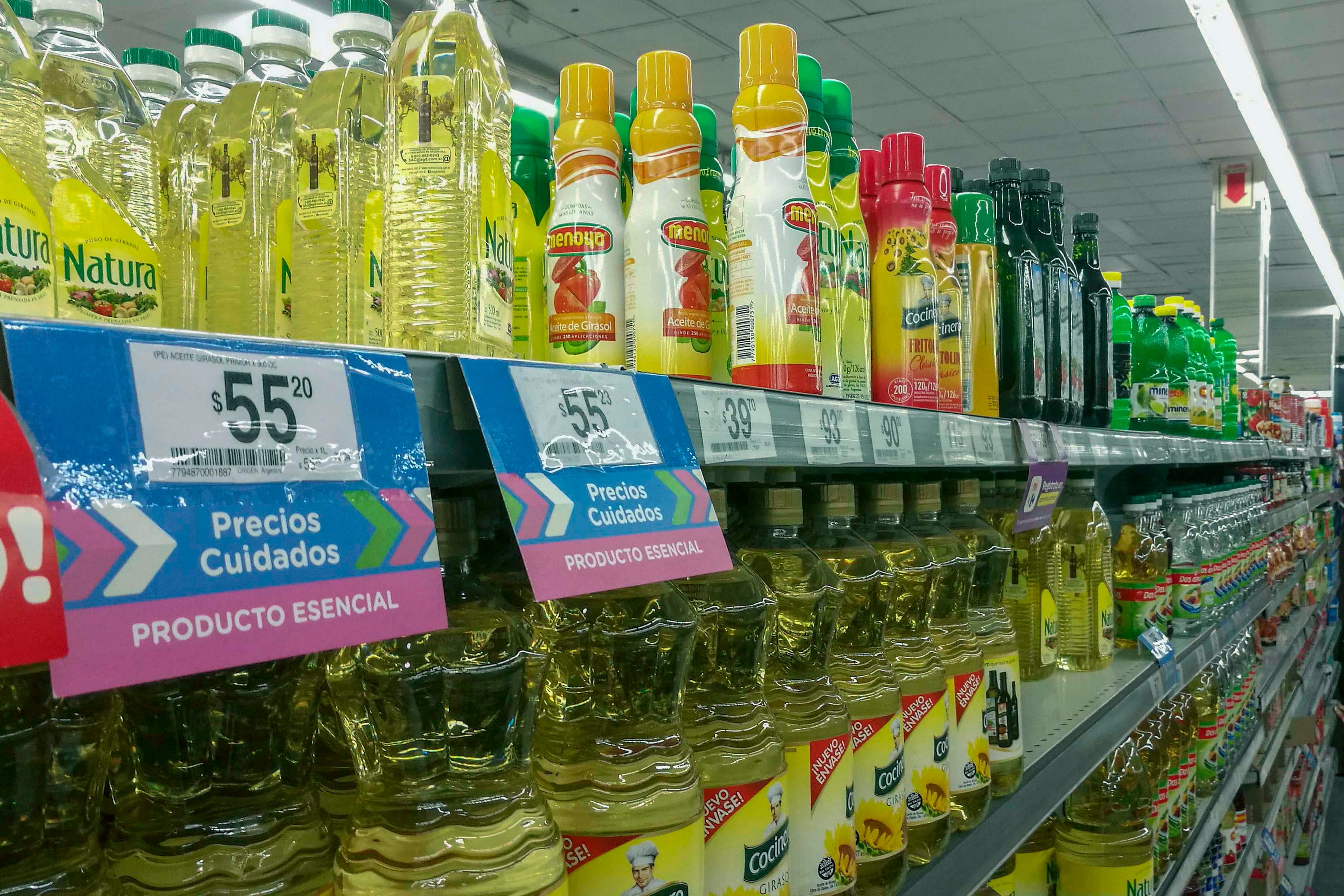 Aceite, arroz, fideos, leche y yerba, entre los productos incluidos en el programa.