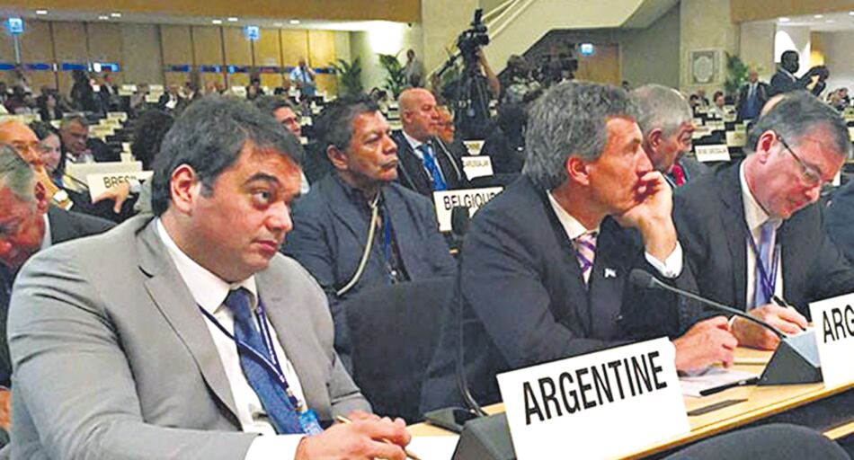 Jorge Triaca se cruzó con los sindicalistas en el marco de las deliberaciones de la CGT.