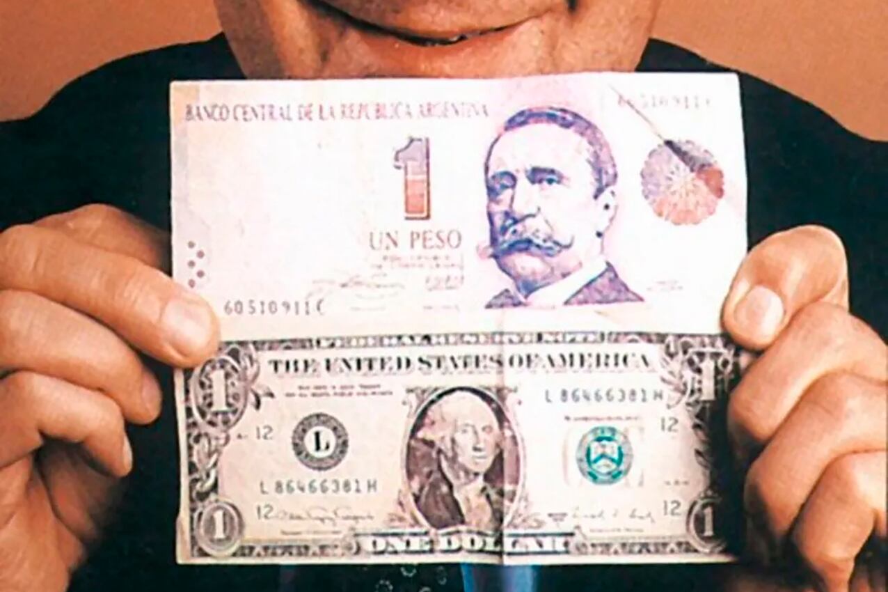 Domingo Cavallo, autor intelectual de la Convertibilidad, fue también presidente del BCRA durante la última dictadura.