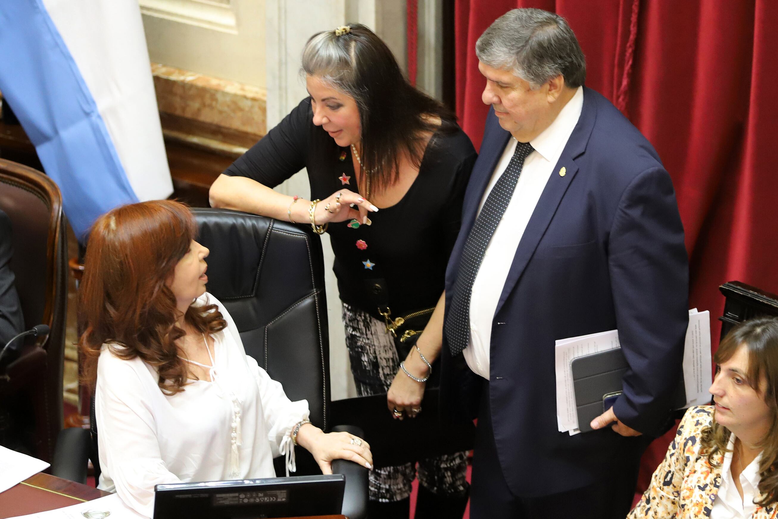 Escala la pelea entre el senador José Mayans y la expresidenta Cristina Fernández.