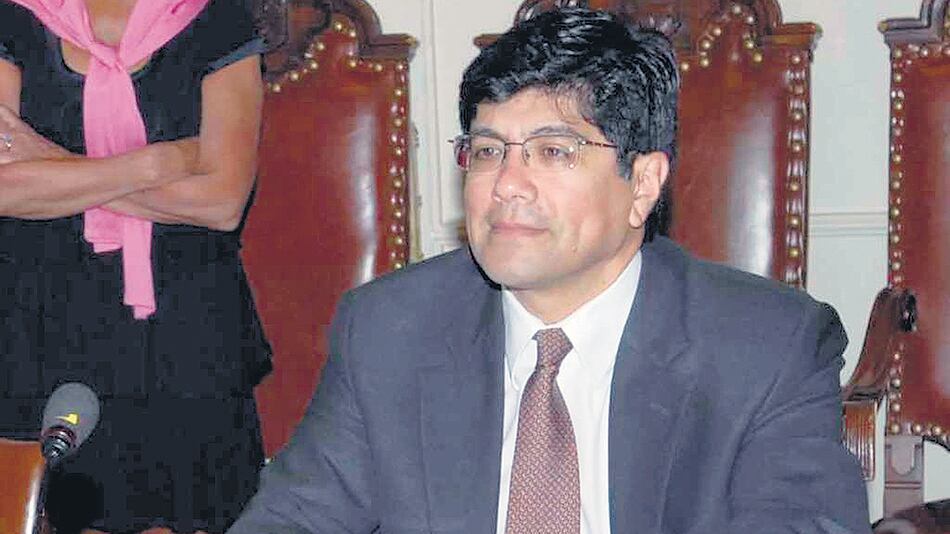 José Valencia, embajador ecuatoriano ante la OEA, llamado a consultas por Moreno.