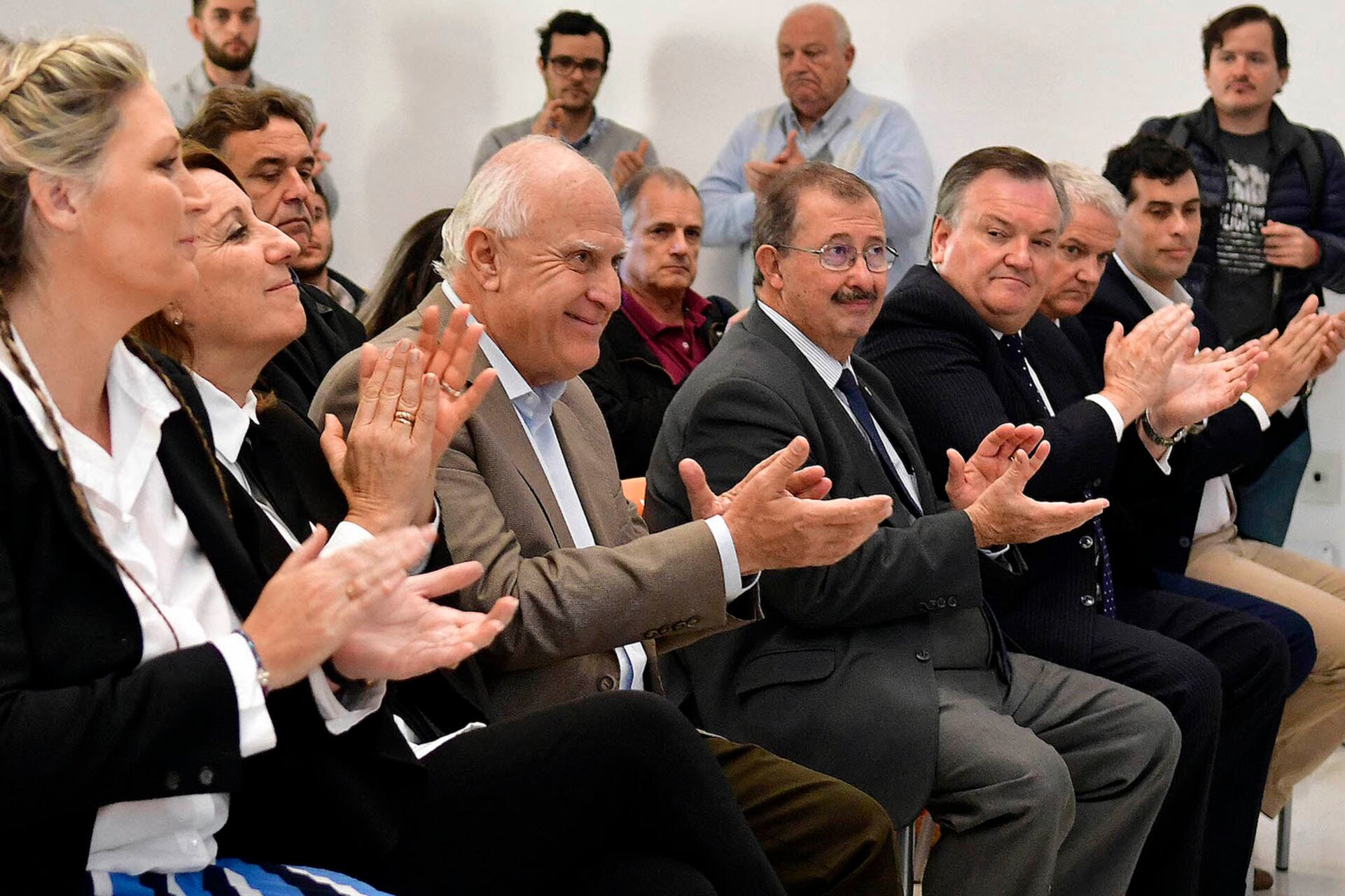 Lifschitz participó de la apertura de ofertas.